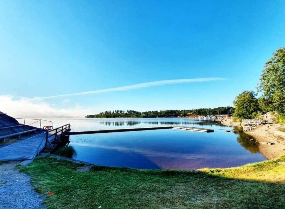 Mysig Timmerstuga Med Braskamin Naera Hovfjaellet Torsby Εξωτερικό φωτογραφία